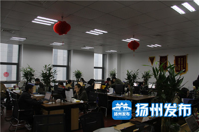 從“客戶”到“服務(wù)商” 新時(shí)代奮斗者，“電商保姆”的華麗轉(zhuǎn)身與耀眼成績